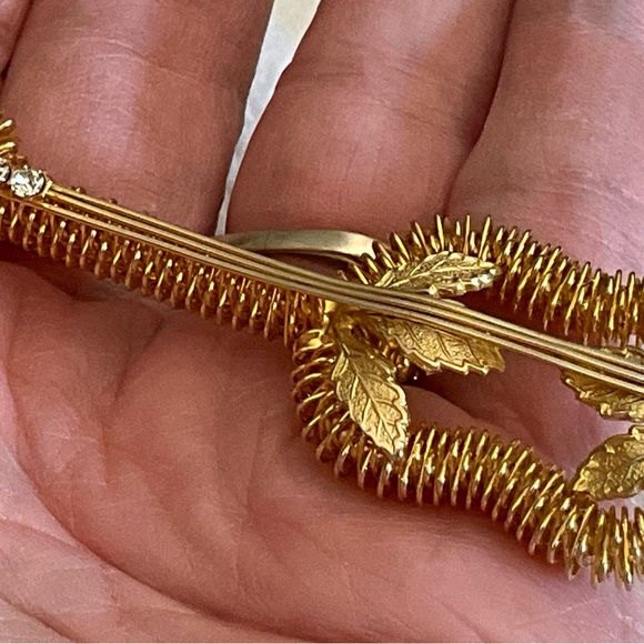 Kramer of New. York Guitar Pin Brooch Gold-Tone Metal & Clear Shiny Bead Vintage - Picture 14 of 14